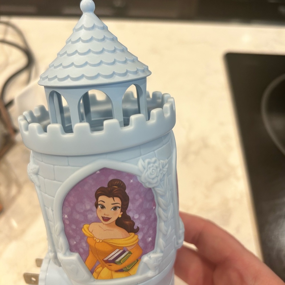 Scentsy fan diffuser plug In Disney - Picture 2 of 3